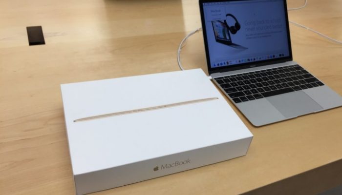 Apple-MacBook-Type-C-at-Apple-Store-Westfield-Valley-Fair-Mail-Santa-Clara-California-unboxing-0-1024x768