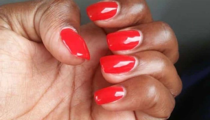 At your service mobile beautician, hairdresser in Nairobi (2)
